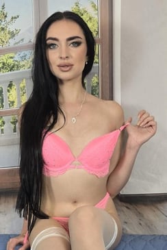 Adelina Jameson VR porn