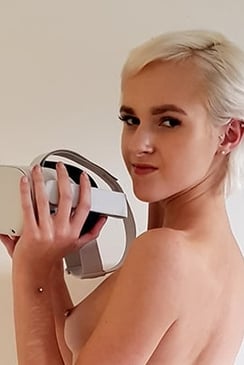 Scarlet S VR porn