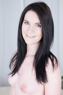 Victoria Bellisima VR porn