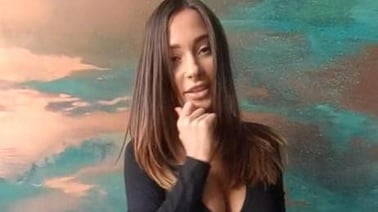 Her shaved pussy and perfect body on full display VR porn video from StasyQ VR studio