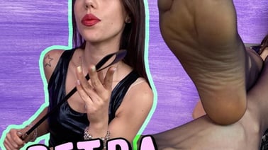 Amazing feet with miss Petra VR porn video from VRFootFetish studio